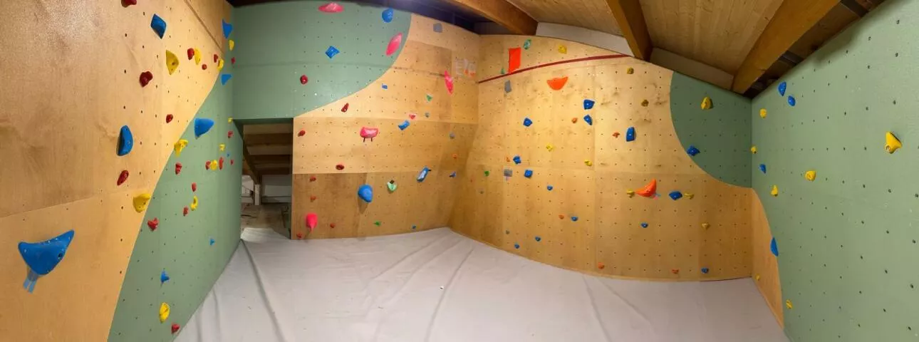 Salle de bloc à La Crique, Saint-Jorioz