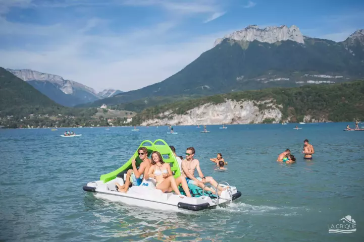 Pedal Boat: a funny moment 