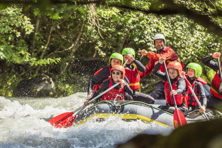 Rafting on the Isere river