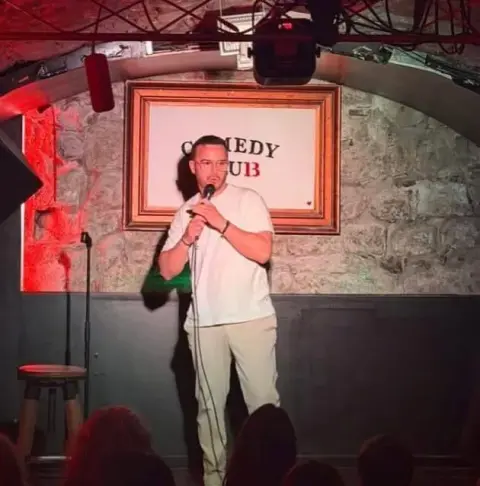 STAND UP juillet